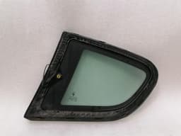 MASERATI Maserati Granturismo M145 Right Rear 1/4 Glass 80088200 Door Window 1/4 Rear RH — thumbnail 3