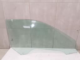 MASERATI Maserati Granturismo M145 Right Front Door Glass 68363200 Door Window Front Re — thumbnail 1