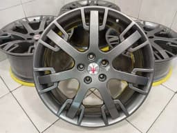 MASERATI Maserati Granturismo M145 Alloy Wheel 238210 Alloy Wheel 10.5J X20 R20 — thumbnail 2