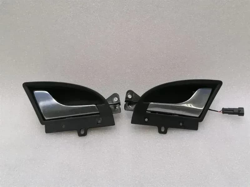 MASERATI Maserati Granturismo M145 door inner handle 81318300 interior door handle