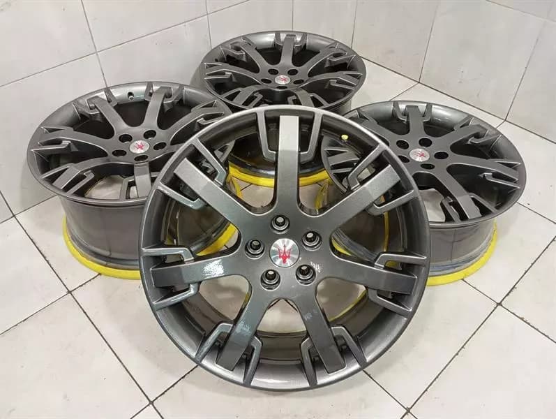 MASERATI Maserati Granturismo M145 Alloy Wheel 238210 Alloy Wheel 10.5J X20 R20