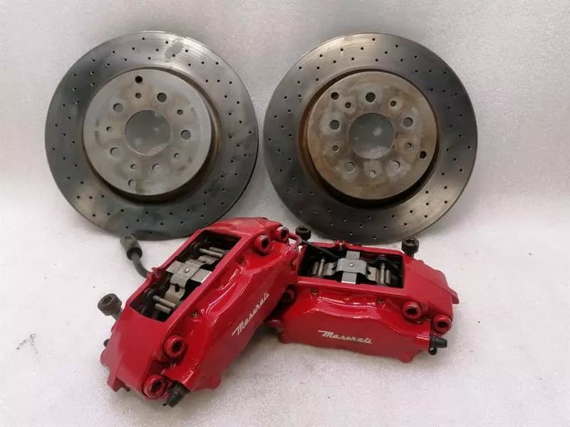 MASERATI Maserati Granturismo M145 Rear Brake Set 82102805 Braking System Set Rear 4.7 F1
