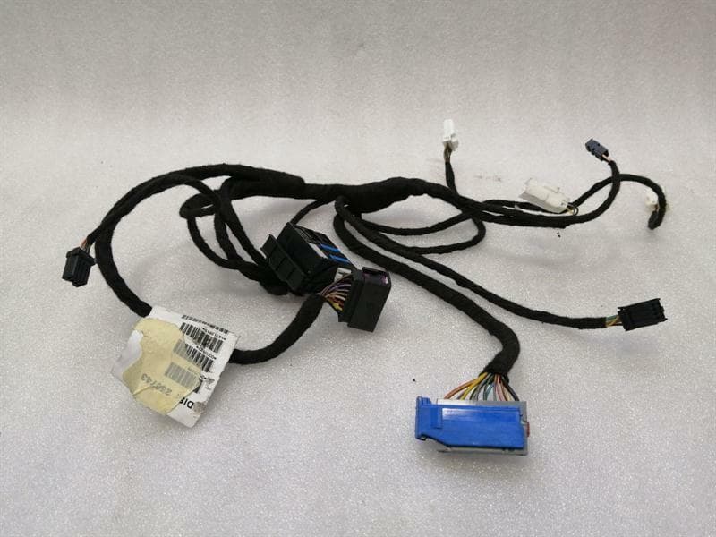 MASERATI MASERATI QUATTROPORTE M139 Facelift Radio Wiring 250743 Harness Display