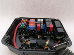 MASERATI Maserati Granturismo M145 Fuse Box Maserati Fuse Box — thumbnail 9
