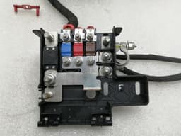 MASERATI Maserati Granturismo M145 Fuse Box 228542 Fuse Box — thumbnail 3
