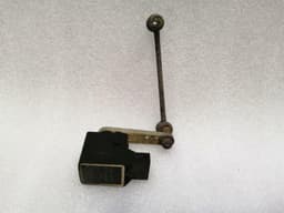 MASERATI Maserati Quattroporte M139 FLH Level Sensor 0307865007 Level Control Front L — thumbnail 3