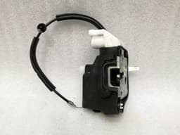 MASERATI MASERATI QUATTROPORTE M139 door lock 68206500 door lock rear left — thumbnail 1