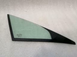 ASTON MARTIN Aston Martin Vantage Right Front 1/4 Glass 6G33-C21410-CA Door Glass 1/4 Front Re — thumbnail 7
