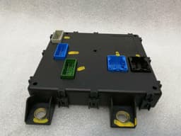 MASERATI Maserati Quattroporte M139 Electronic Module 210683 Body Boot Module — thumbnail 3