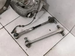 FERRARI Ferrari 458 F142 Spider Left Rear Hub 268379 Wheel Bearing Housing Rear Left — thumbnail 2