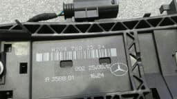 MERCEDES-BENZ Mercedes CLS W218 door handle carrier front A2047602334 FLH door handle carrier — thumbnail 5