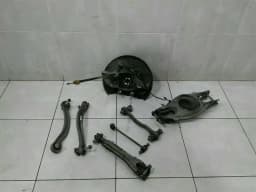 MERCEDES-BENZ Mercedes CLS W218 Right Rear Hub A2123500241 Wheel Bearing Housing Rear RE Complete — thumbnail 2