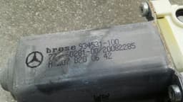 MERCEDES-BENZ Mercedes CLS W218 W207 Door Window Motor A2078200642 Window Regulator Motor — thumbnail 6
