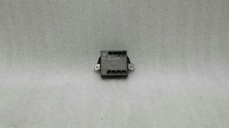 Mercedes CLS W218 rear left door module A2189001401 door control unit left