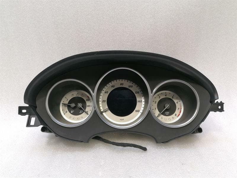 Mercedes CLS W218 Instrument Cluster A2189007402 Speedometer MPH CLS550 CLS500