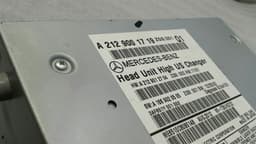 MERCEDES-BENZ Mercedes CLS W218 CD player A2129001719 audio system controller COMAND changer US — thumbnail 5