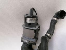 MERCEDES-BENZ Mercedes CLS W218 Additional Cooling Pump A0005000386 Coolant Pump Pump — thumbnail 3