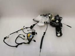 MERCEDES-BENZ Mercedes CLS W218 front left door lock A2047202735 door lock left keyless-go — thumbnail 1