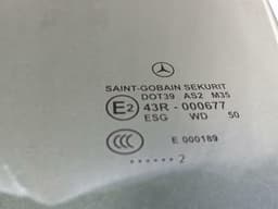 MERCEDES-BENZ Mercedes CLS W218 left front door glass A2187250110 door window front left — thumbnail 6