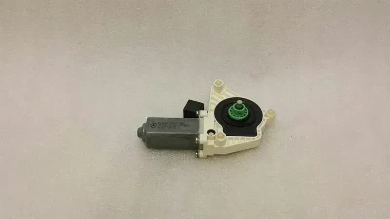 Mercedes CLS W218 W212 FRH Door Window Motor A2078200542 Window Regulator Motor