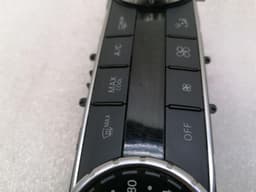 MERCEDES-BENZ Mercedes CLS C W204 W218 Car Climate Control A2049004003 Climate Control Panel A/C — thumbnail 4