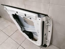 MERCEDES-BENZ Mercedes CLS W218 right rear door A2187301205 door rear right — thumbnail 6