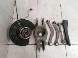 MERCEDES-BENZ Mercedes CLS W218 right rear hub set A2123500241 wheel bearing housing rear right — thumbnail 2