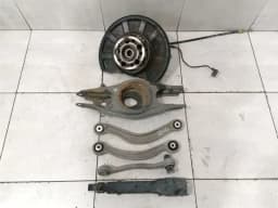 MERCEDES-BENZ Mercedes CLS W218 right rear hub set A2123500241 wheel bearing housing rear right — thumbnail 1