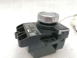 MERCEDES-BENZ Mercedes CLS W218 controller switch A1728701458 switch command W218 R172 — thumbnail 5