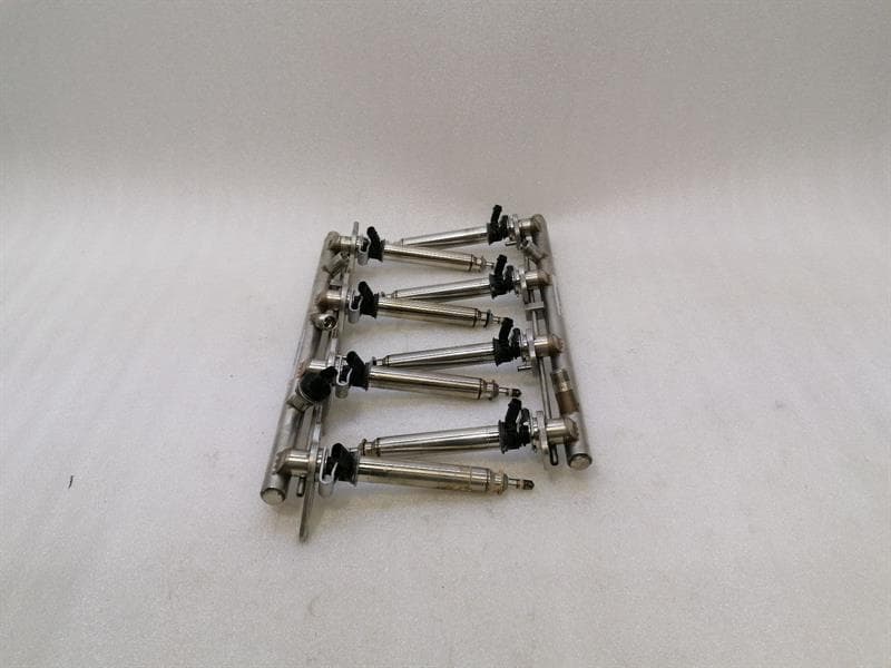 MERCEDES-BENZ Mercedes CLS W218 Fuel Rail A2780703395 Fuel Injection Moulding Pipe Distributor