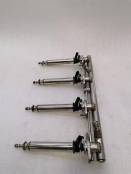 MERCEDES-BENZ Mercedes CLS W218 Fuel Rail A2780703395 Fuel Injection Moulding Pipe Distributor — thumbnail 3