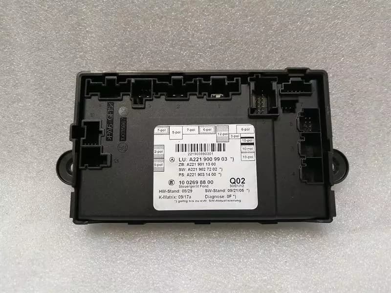 Mercedes S-Class W221 rear door module A2219009903 door control unit rear