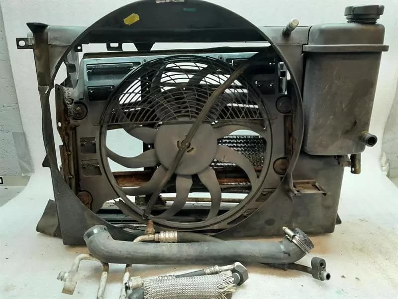 BENTLEY BENTLEY ARNAGE GREEN LABEL Water Radiator PG29049PA Water Cooler Cooler PARTS