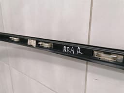 BENTLEY BENTLEY ARNAGE GREEN LABEL Body Moulding PV20540PC Strip REAR SCREEN CHROME — thumbnail 6
