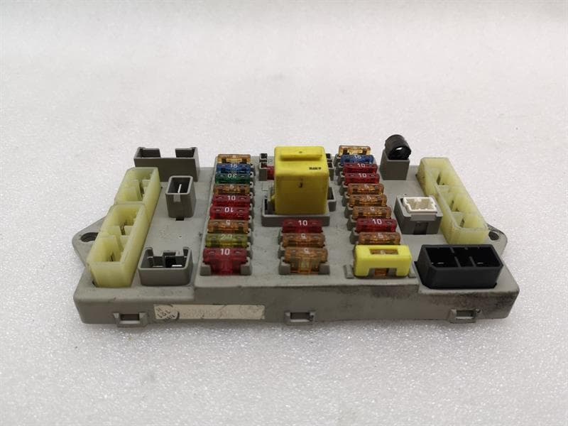 BENTLEY BENTLEY ARNAGE GREEN LABEL Fuse Box PM23400PC Fuse Box