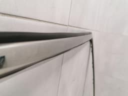 BENTLEY BENTLEY ARNAGE GREEN LABEL Body Moulding PV20529PC Strip WINDSCREEN CHROME — thumbnail 2