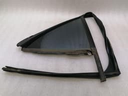 CADILLAC Cadillac STS-V STS LC3 Right Rear Quarter Glass 25779160 Door Panel 1/4 Rear — thumbnail 6