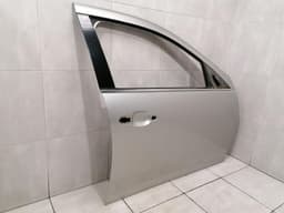 CADILLAC Cadillac STS-V STS LC3 right front door 89022638 door front right — thumbnail 4