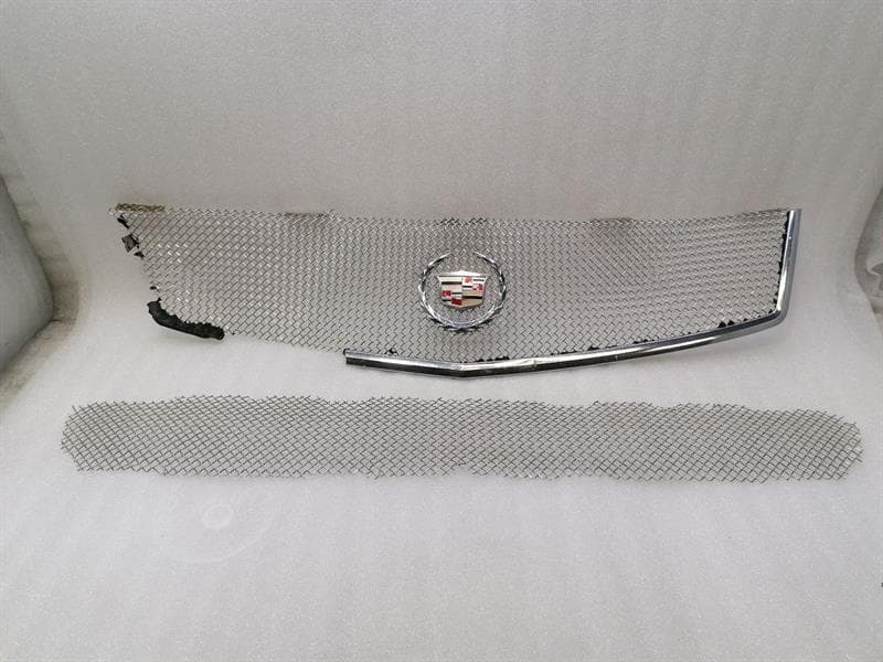 CADILLAC CADILLAC STS-V STS LC3 Front Grill 15886790 Radiator Grille WITH DEFECTS SET