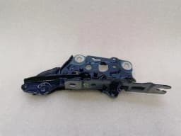 BMW BMW 8 18--25 G16 M8 Gran Coupe Bonnet Hinge Right 7347408 Hood Hinge Right — thumbnail 7