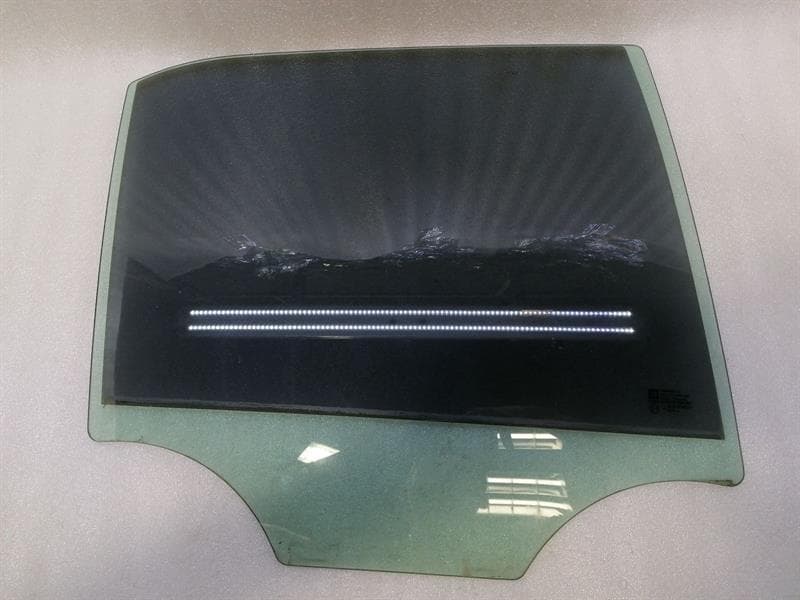 CADILLAC Cadillac STS-V STS LC3 right rear door glass 25715107 door window rear right