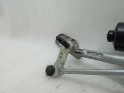 BMW BMW 8 18--25 G16 M8 Gran Coupe Front Wiper Linkage 227236 RHD Wiper Motor Front — thumbnail 2