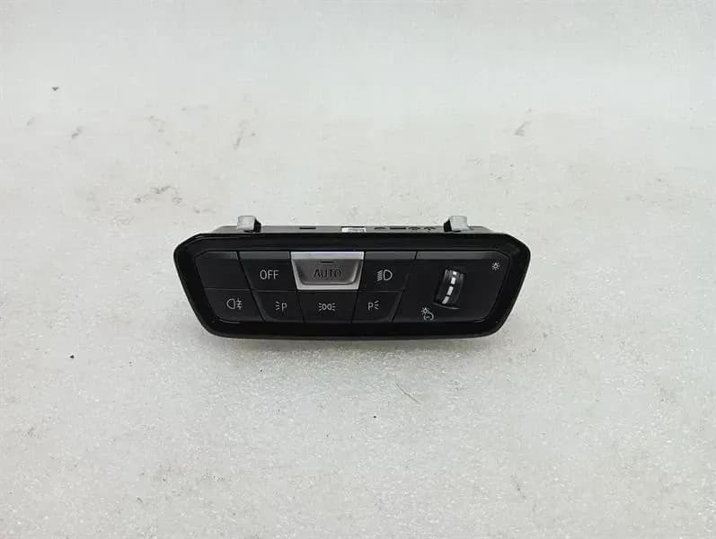 BMW 8 Series 18--25 G16 M8 Gran Coupe Light Switch 5A16B10 Light Switch