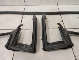 FERRARI Ferrari 458 F142 Spider Door Seal 84163310 Door Seals — thumbnail 2