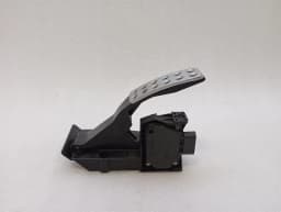 FERRARI Ferrari 458 F142 Spider Throttle Pedal (Electrical) 243117 Throttle — thumbnail 8