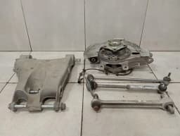 FERRARI Ferrari 458 F142 Spider Right Rear Hub 268380 Wheel Bearing Housing Rear Right — thumbnail 2