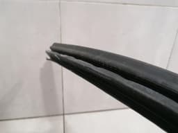 FERRARI Ferrari 458 F142 Spider Door Seal 83987400 Door Seals — thumbnail 5