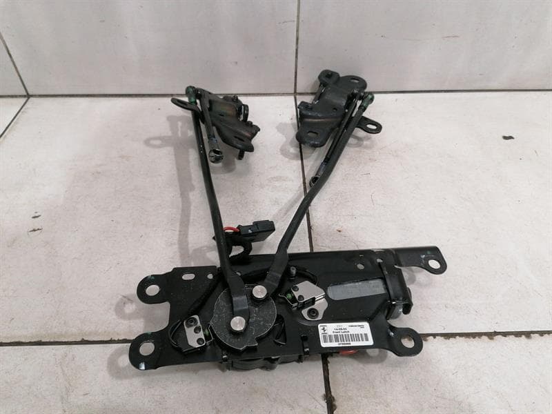 Ferrari 458 F142 Spider Roof Lock 83977800 Vario Roof Lock Kit ENGINE