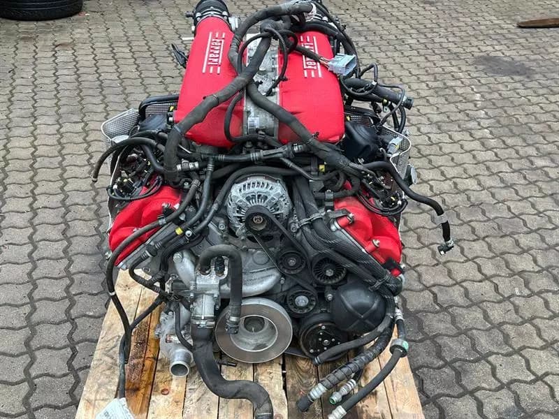 FERRARI 17000 MILES 2014 FERRARI 458 F142 COMPLETE COMPLETE ENGINE 985000228 ENGINE F136FB