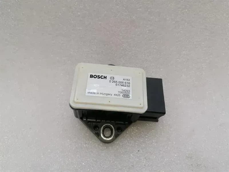 Ferrari 458 F142 Spider Sensor 51746232 YAW RATE SENSOR ESP